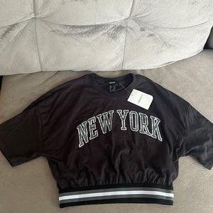Forever 21 Graphic Crop Top